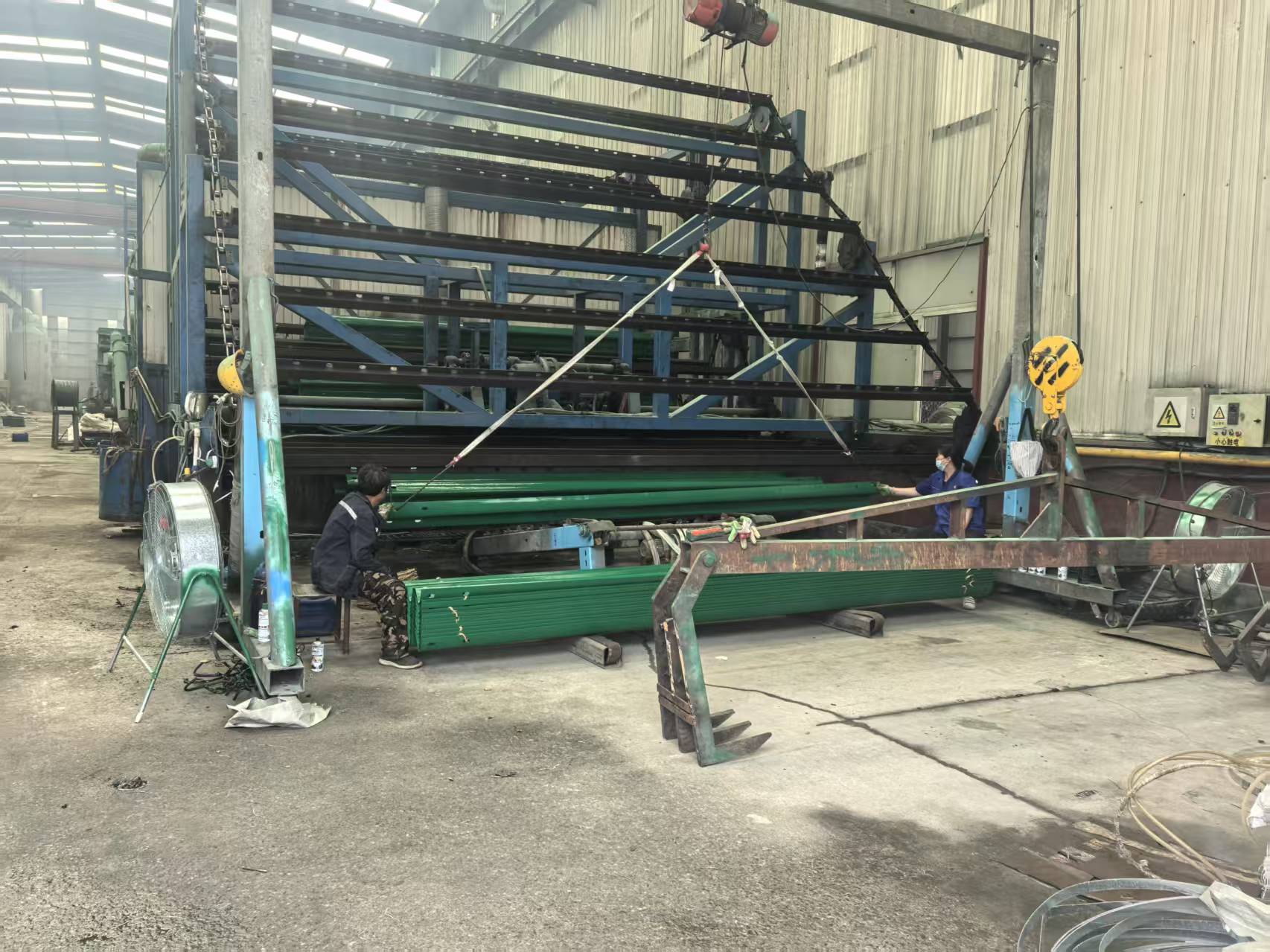 绥化市热镀锌波形护栏环氧锌基波形护栏 - 推荐